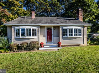 15 Garrett Rd, Newark, DE 19713