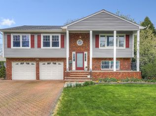 22 Minton Ave, Chatham, NJ 07928