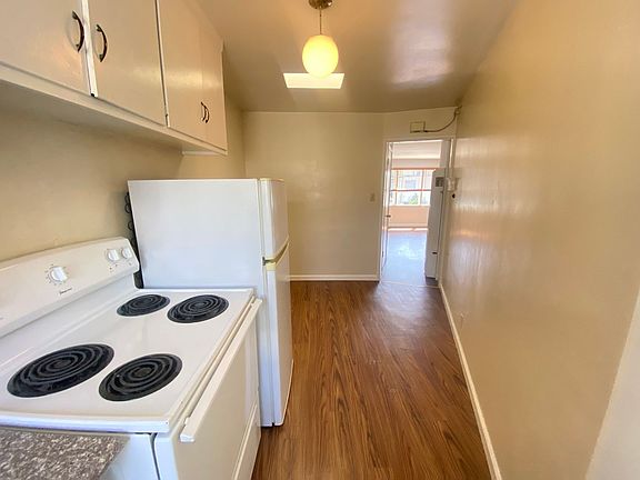 5th image of 604 Brooklyn Ave APT E