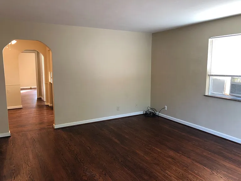 6239 Corbly St — Photo 4