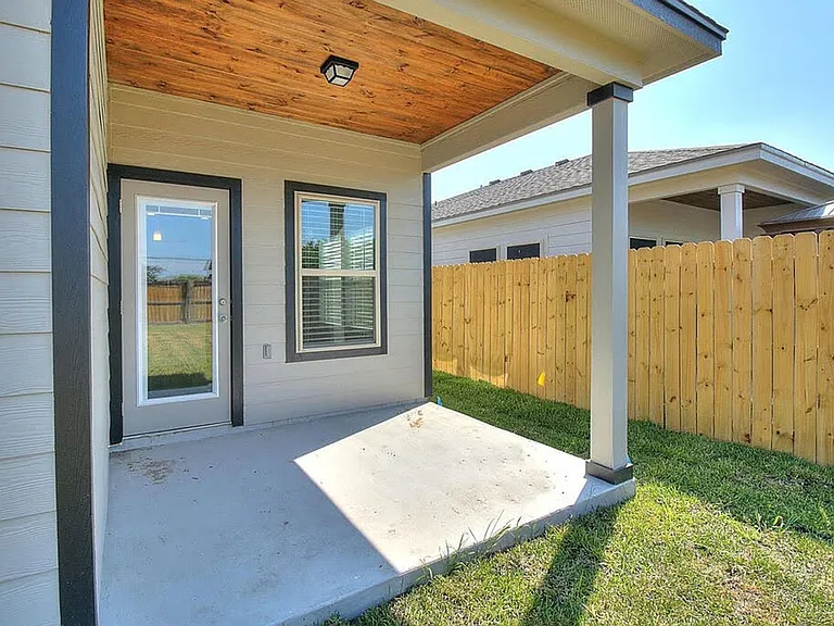 7522 Sable Creek Dr — Photo 51