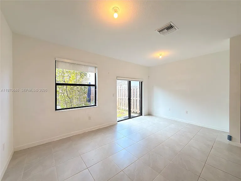 28706 SW 132nd Ct — Photo 7
