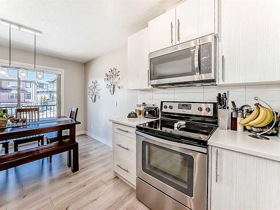 4th image of 434 SW Sage Hill Grv NW