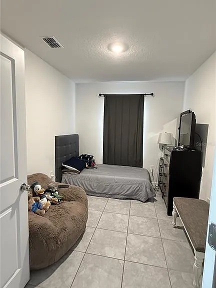 225 Lawson Ave — Photo 14
