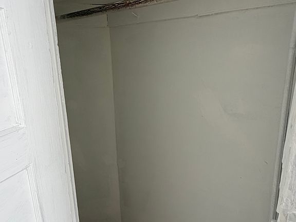 4th image of 754 Broadway #6