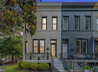 900 8th St NE, Washington, DC 20002