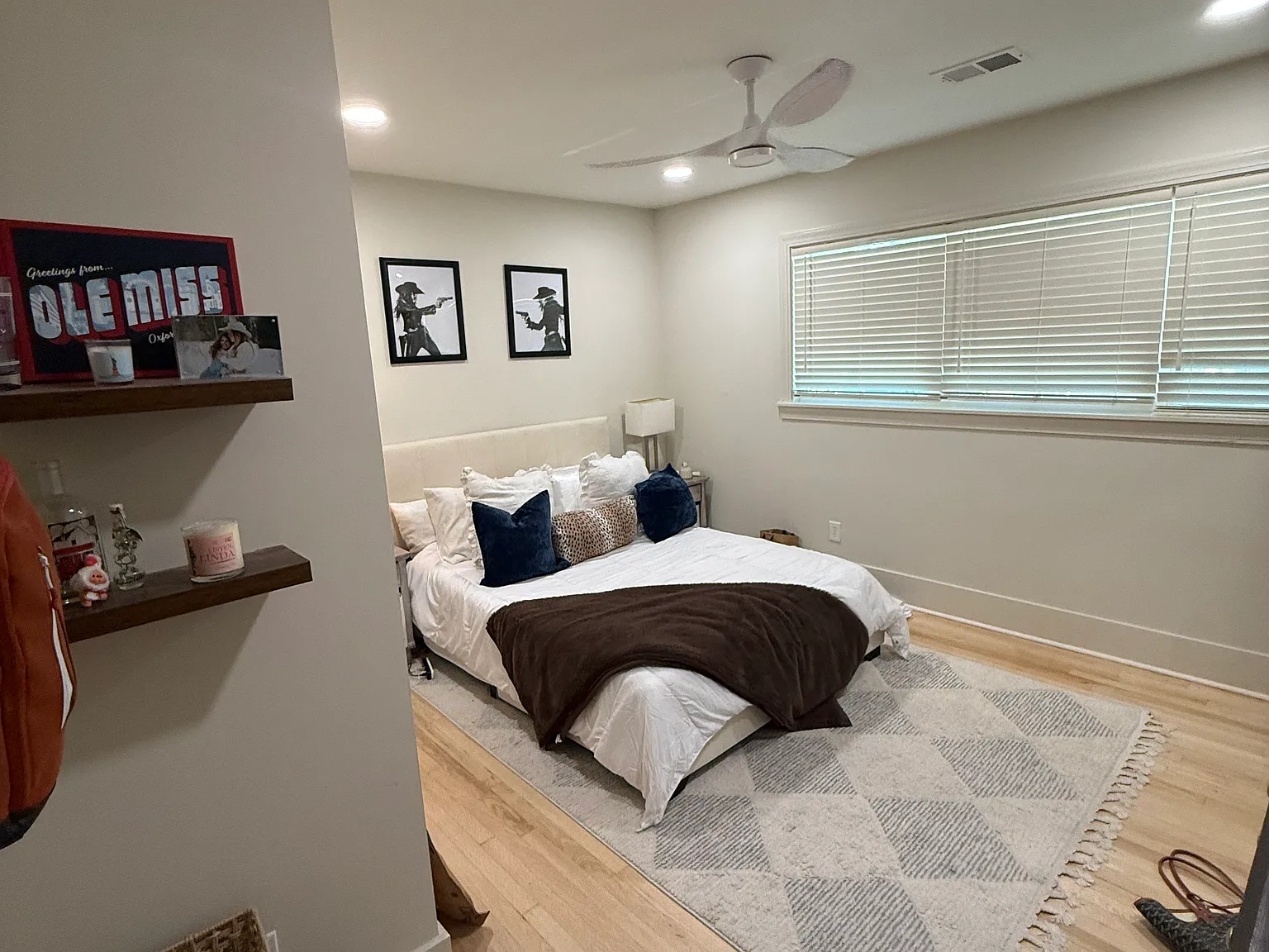 3 bed, 1420 sqft, $4,600 — Photo 3