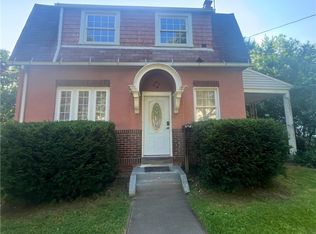 521 Brittain Rd, Akron, OH 44305