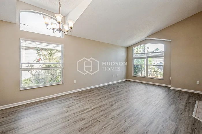 2718 Golden Eagle Point — Photo 4