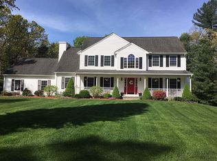 7 Clinton Ln, Enfield, CT 06082