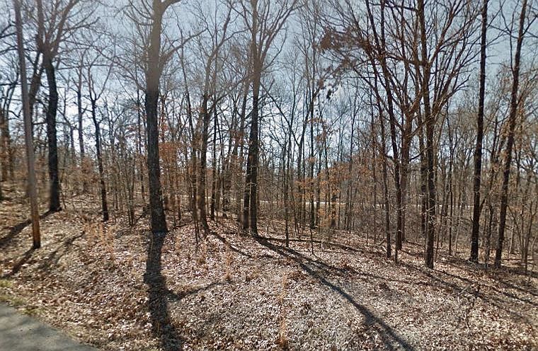 1st image of 16-13040 Grampian Dr