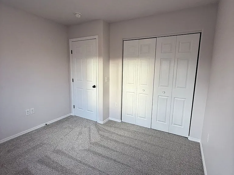 1733 N Nina Cir — Photo 19