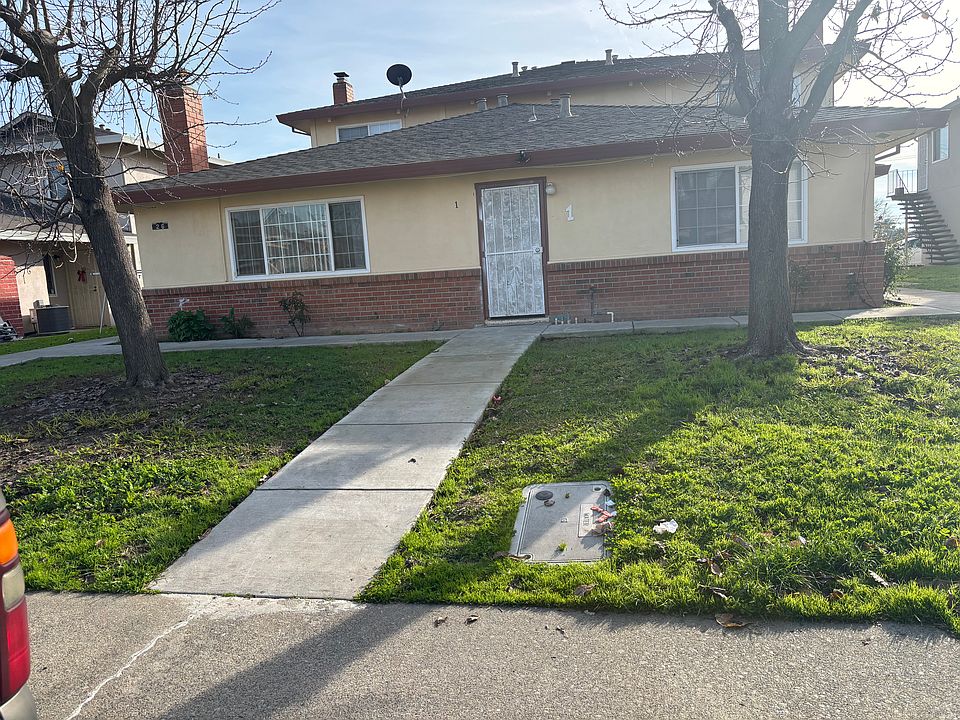 1st image of 26 Nedra Ct APT 2