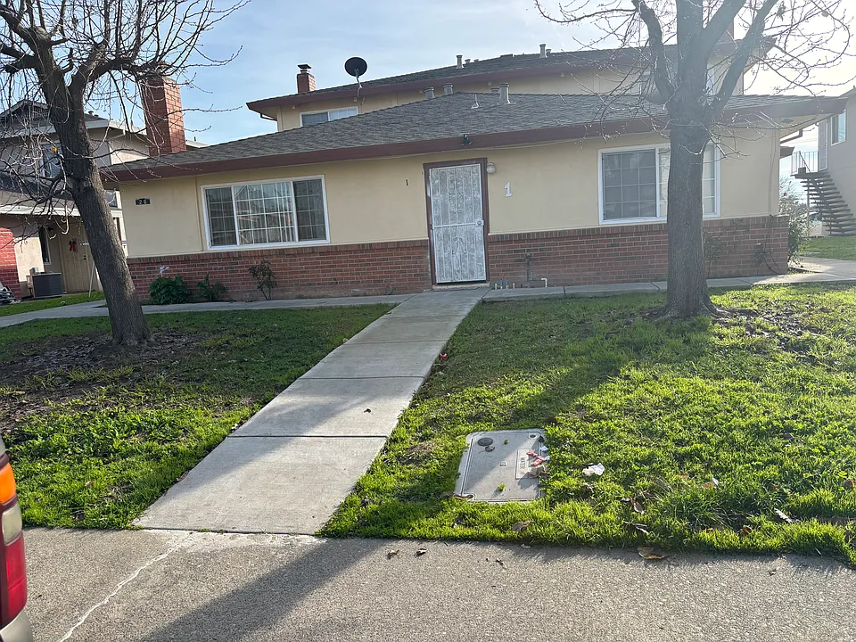 26 Nedra Ct #2