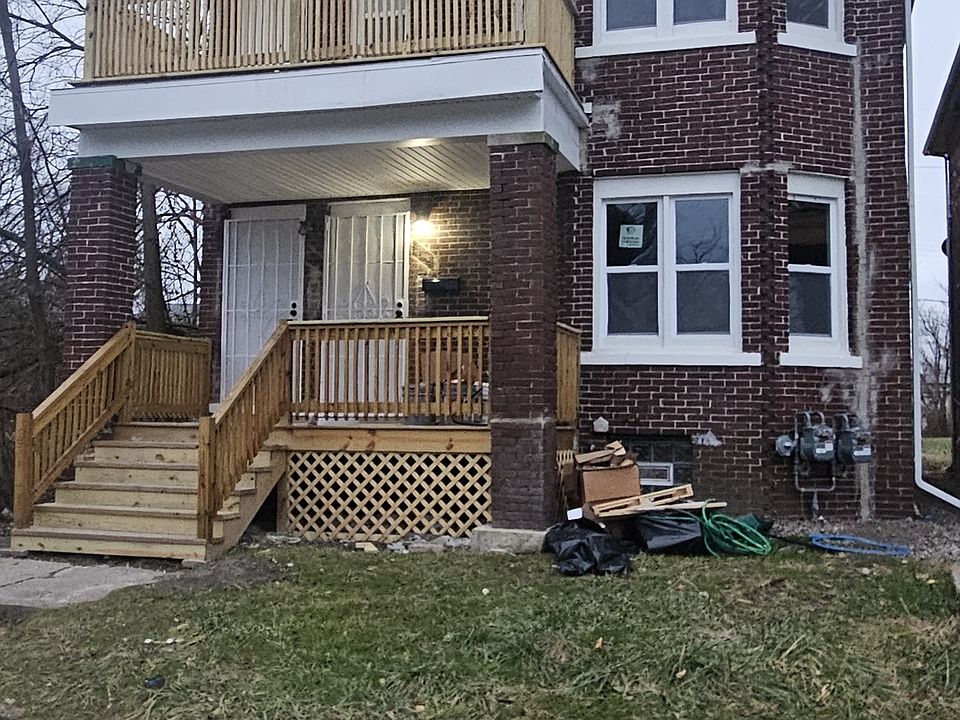1st image of 1675 Gladstone St #11311085