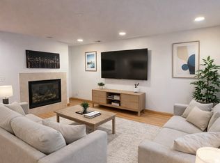 1455 W Cortez St #Gn, Chicago, IL 60642