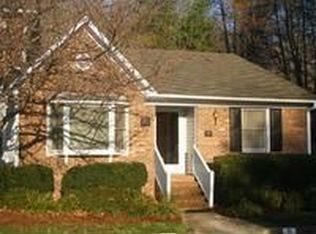 21 Brandy Dr, Greensboro, NC 27409