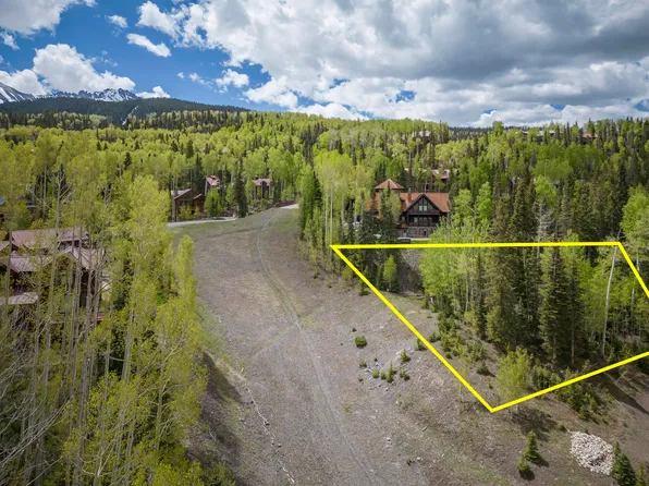Palmyra Dr #220B, Telluride, CO 81435