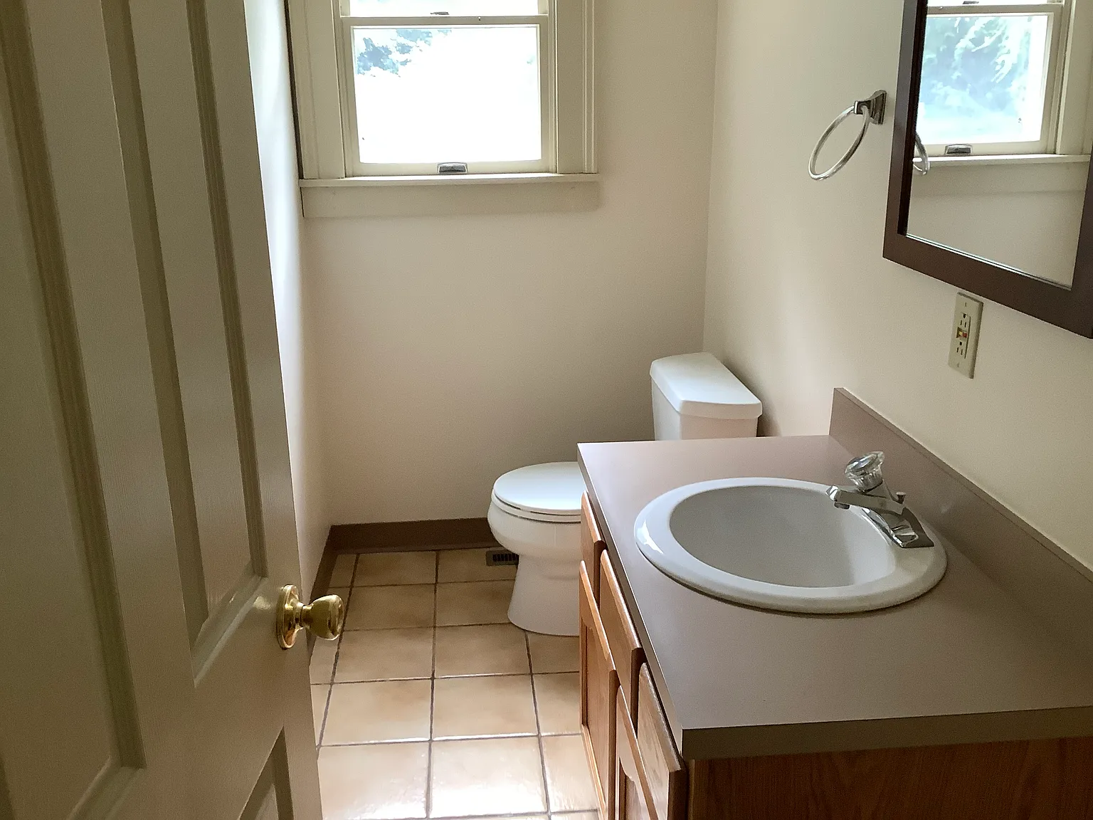 3 bed, 2000 sqft, $3,000 — Photo 4