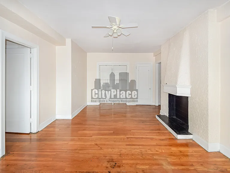 3541 N Meridian St — Photo 7