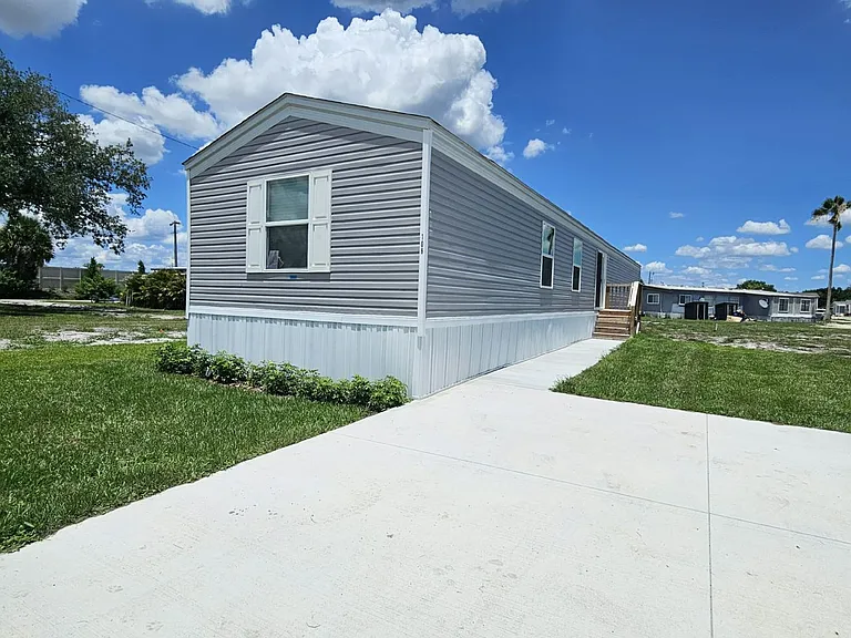1082 Myakka Dr #2112 — Photo 1