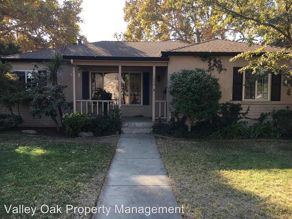 1st image of 1290 E Canal Dr