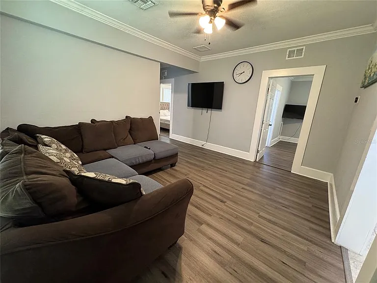 1571 S Myrtle Ave — Photo 26