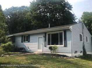 816 Pierce Rd, Lansing, MI 48910