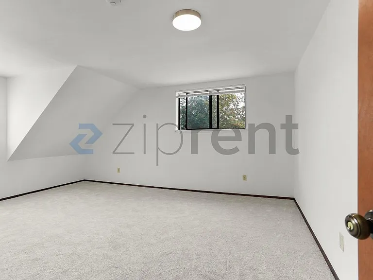 10655 Woodinville Redmond Rd NE — Photo 11