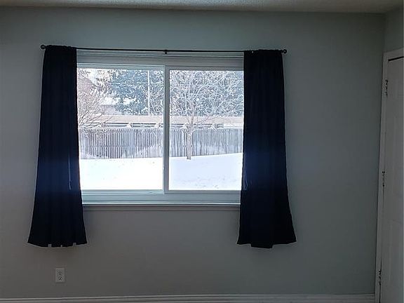 5th image of 3354 S Flower St APT 47