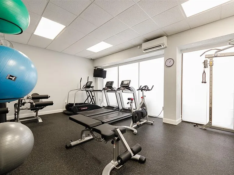 450 S Gulfview Blvd #405 — Photo 5