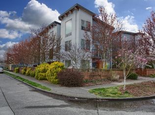 9067 17th Ave SW, Seattle, WA 98106