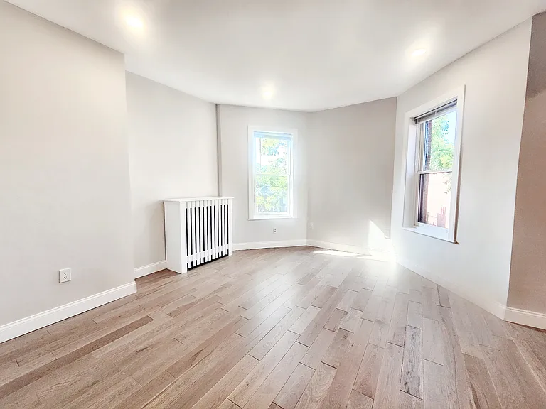 379 Commonwealth Ave #11 — Photo 3
