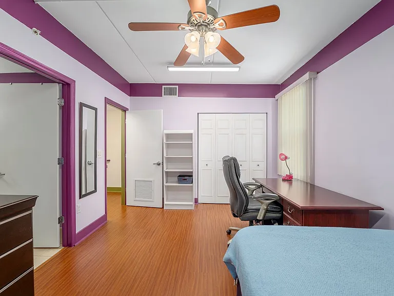 2515 SW 35th Pl #219 — Photo 22