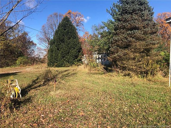 2nd image of 249 N Richardson Ln