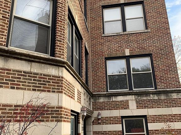 3rd image of 319 Custer Ave APT 3E