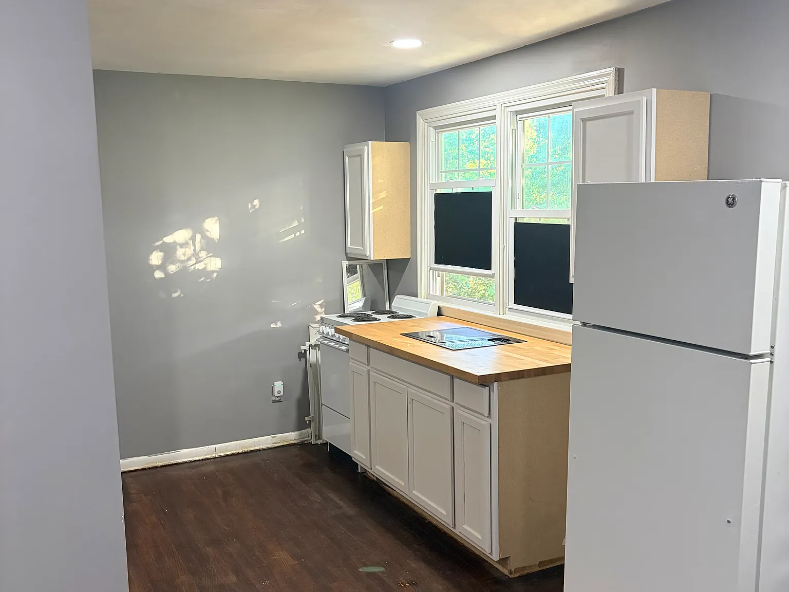 2 bed, 1225 sqft, $2,400 — Photo 2