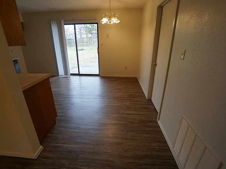 115 Vista Hills Blvd — Photo 11