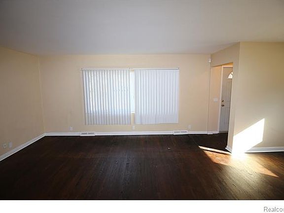 5th image of 13452 Fellrath St