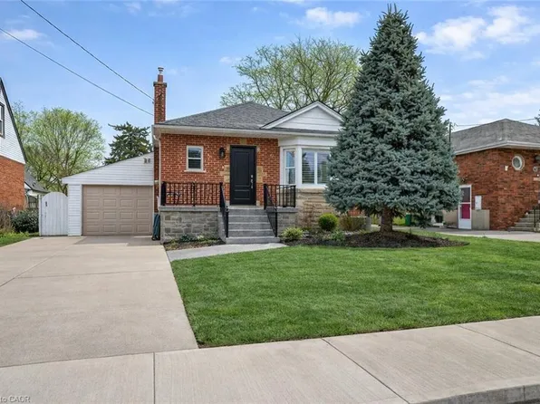 237 E 32nd St, Hamilton, ON L8V 3S3