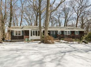 1 Michelle Ct, East Setauket, NY 11733