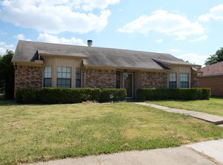 906 Arborside Dr, Mesquite, TX 75150