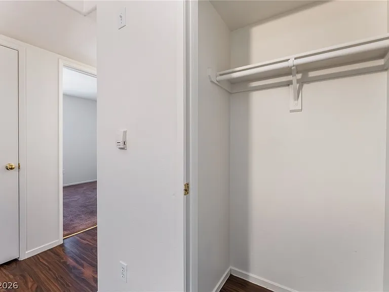 950 Seven Hills Dr #524 — Photo 14