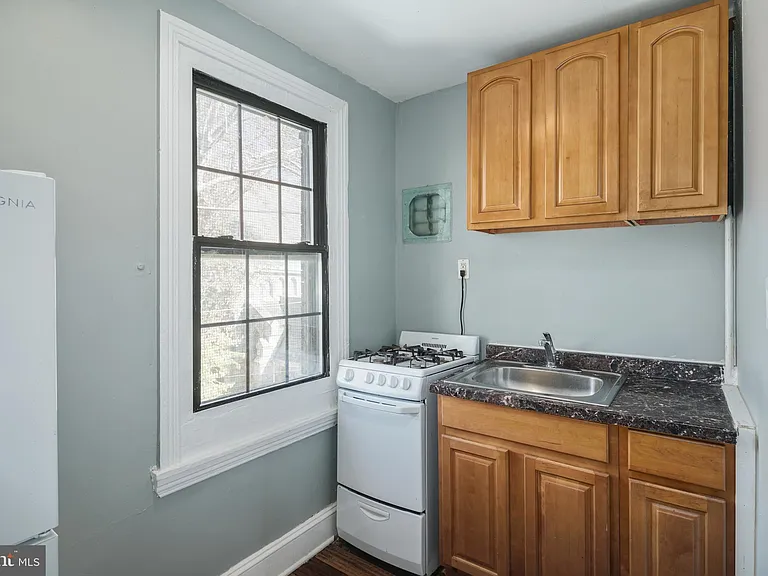 184 E Huntingdon St #3 — Photo 3