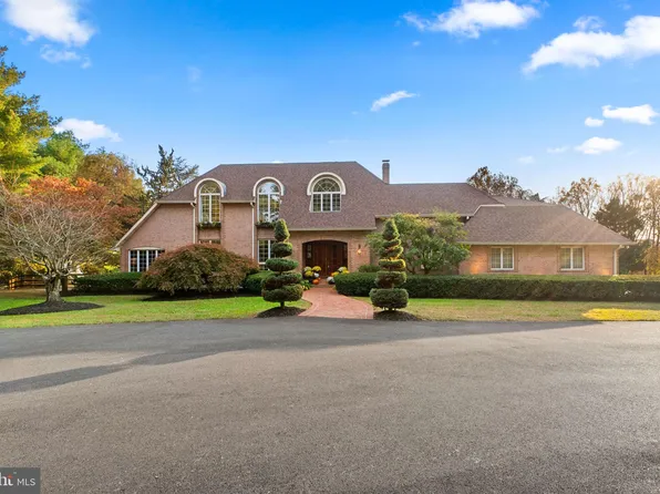 2741 Cold Saturday Dr, Finksburg, MD 21048