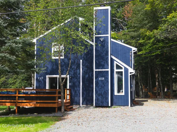 6028 Boardwalk Dr, Tobyhanna, PA 18466