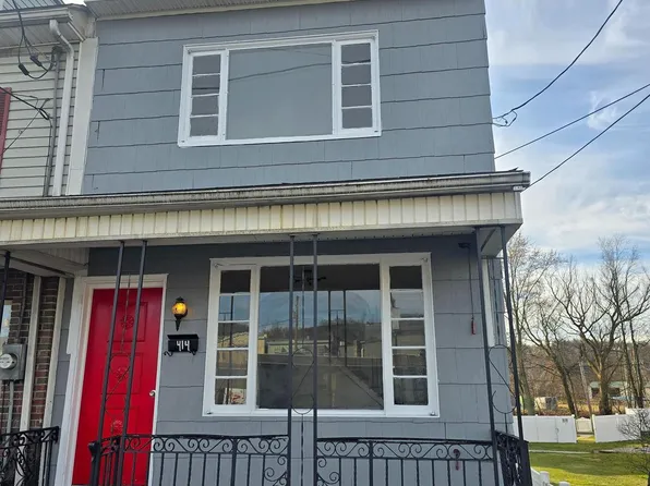 414 E Centre St, Shenandoah, PA 17976