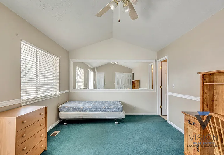 1343 S 1370 E — Photo 11