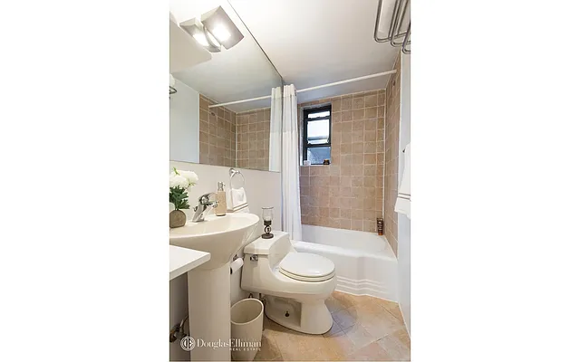 Sold by Douglas Elliman | media 16