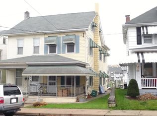 36 E Chestnut St, Ephrata, PA 17522